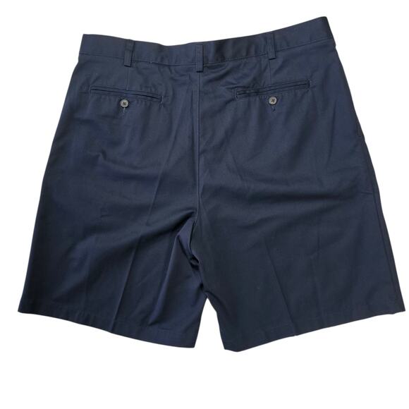 Lands' End Men's 9" Comfort Waist Pleated Front Chino Shorts Navy Size 38 - Picture 4 of 7